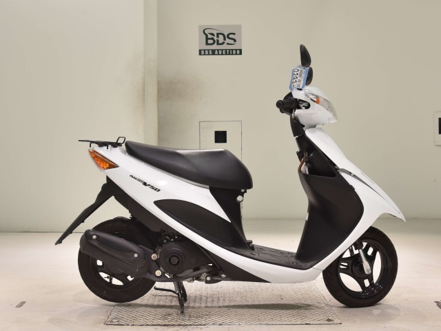 Suzuki ADDRESS V50