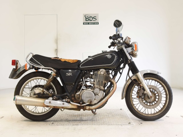 Yamaha SR400 2011