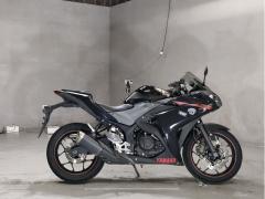 Yamaha YZF-R25 2015