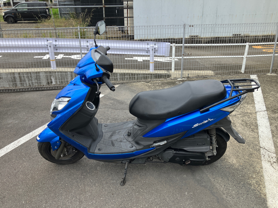 Suzuki SWISH