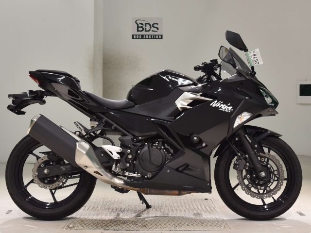 Kawasaki NINJA400 2021