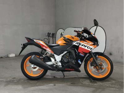 Honda CBR250R 2011