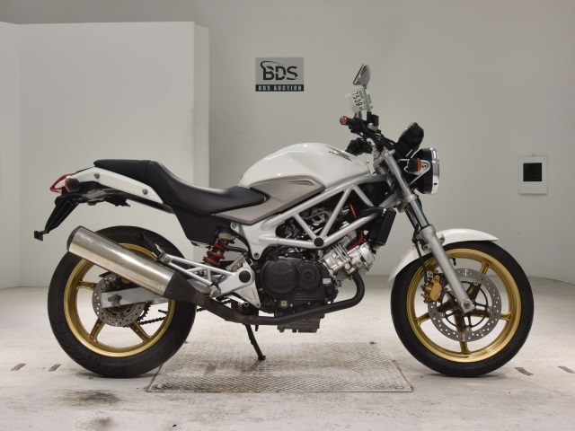 Honda VTR250 2011