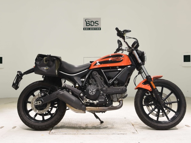 Ducati SCRAMBLER SIXTY2 2016