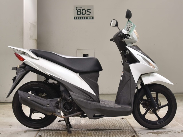 Suzuki ADDRESS V110