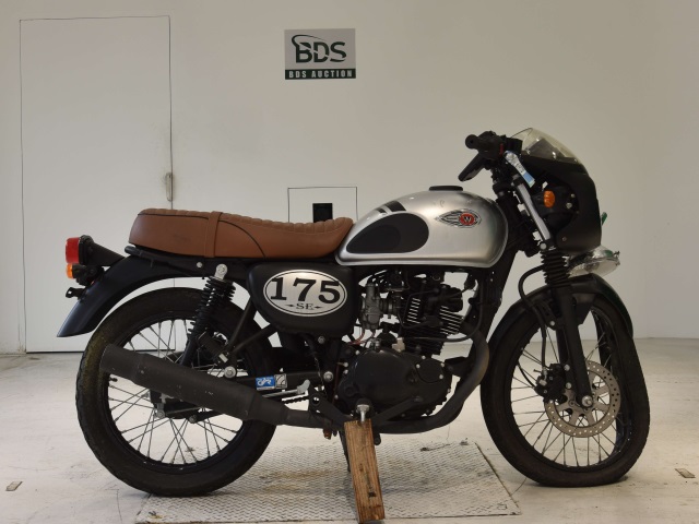 Kawasaki W175SE 2010