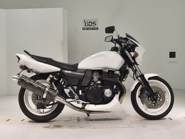 Yamaha XJR400 2009