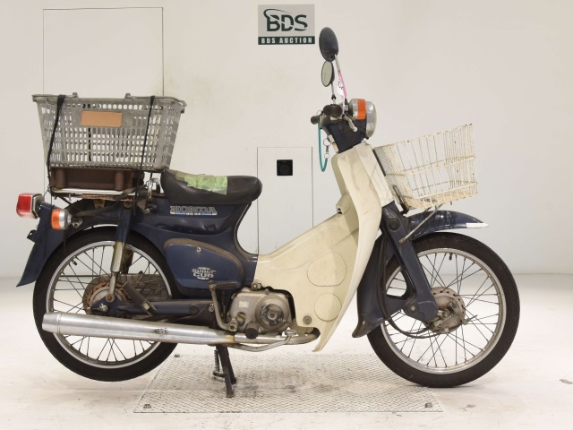 Honda C90 1995