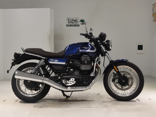 Moto Guzzi V7 SPECIAL 2021