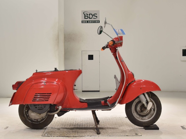 Vespa 100
