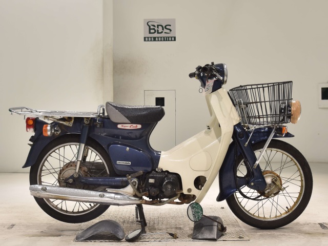 Honda C50 2008