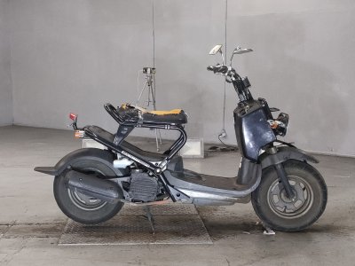 Honda ZOOMER 2004