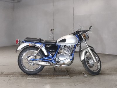 Suzuki ST250