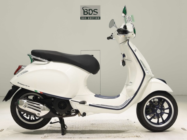 Vespa PRIMAVERA150 2022