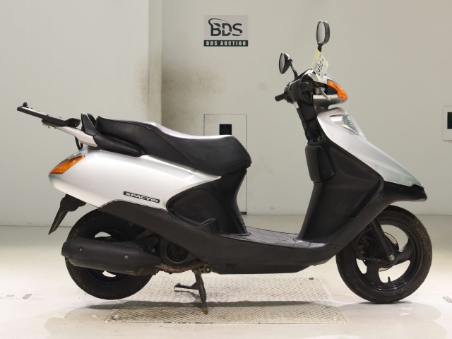 Honda SPACY100 2006