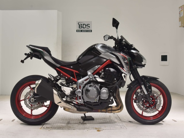 Kawasaki Z900 2018