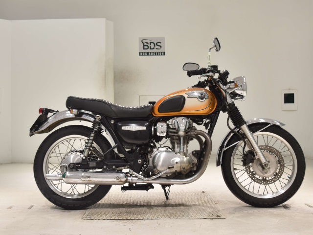 Kawasaki W800 2011