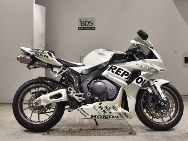 Honda CBR1000RR 2006