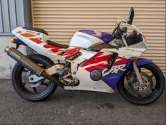 Honda CBR250RR 1990