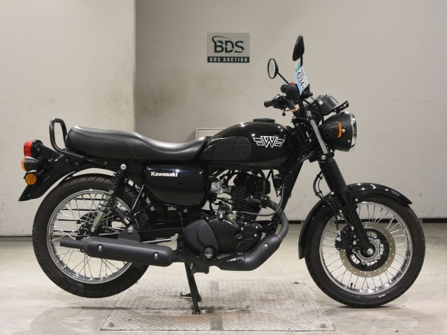 Kawasaki W175A 2023