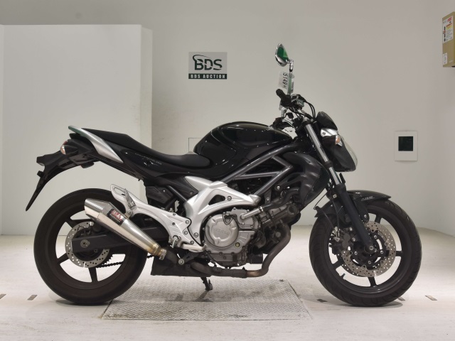 Suzuki GLADIUS SFV400 2009