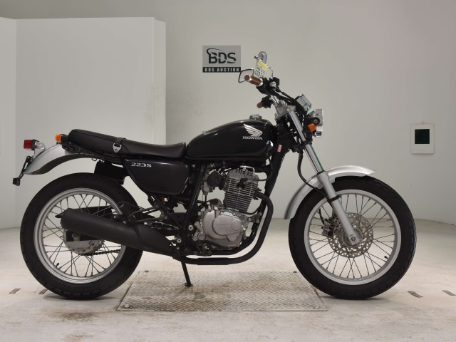 Honda CB223S 2008