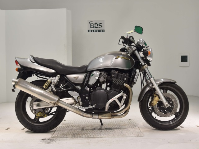 Suzuki GSX400 INAZUMA 2004