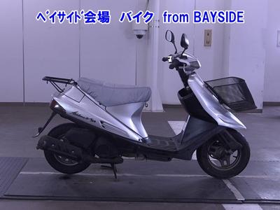 Suzuki ADDRESS V100