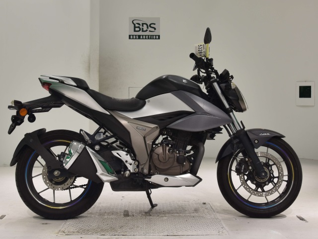 Suzuki GIXXER250 2019