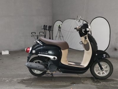 Honda GIORNO 2016