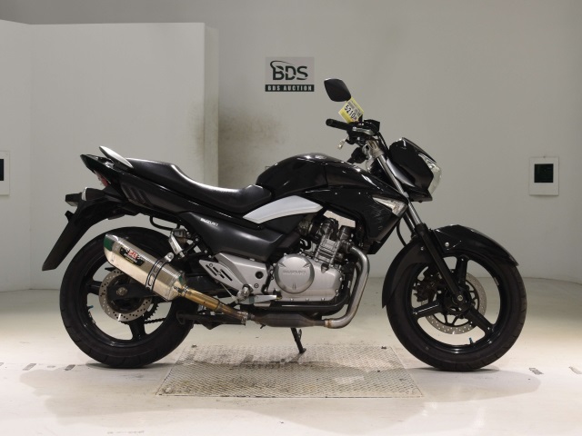 Suzuki GSR250