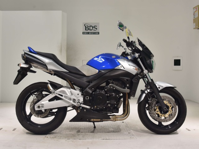 Suzuki GSR400A 2009