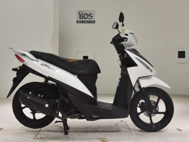 Suzuki ADDRESS V110