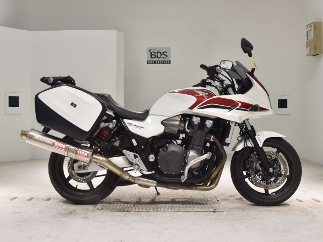 Honda CB1300SF ST 2011