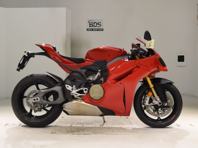 Ducati PANIGALE V4S 2025