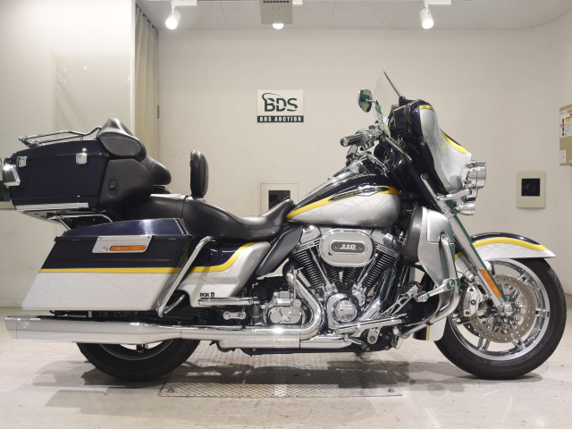 HD ELECTRA GLIDE FLHTCUSE1800 2012