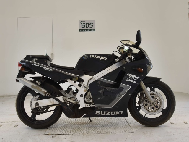 Suzuki RGV250
