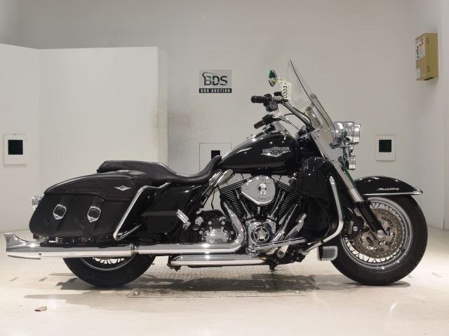 HD ROAD KING FLHRC1690 2014