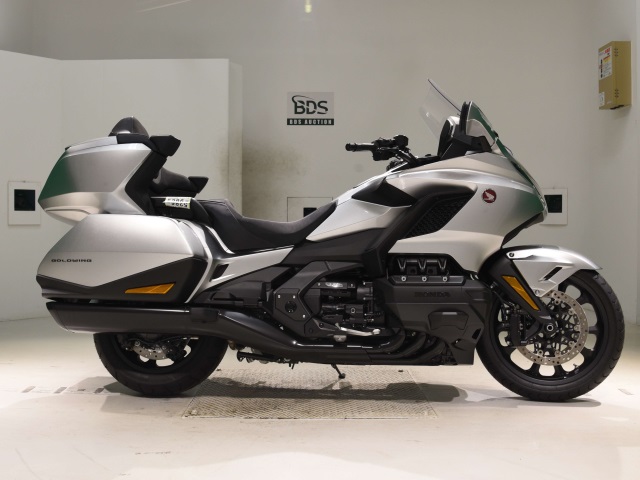 Honda GL1800 TOUR D 2025