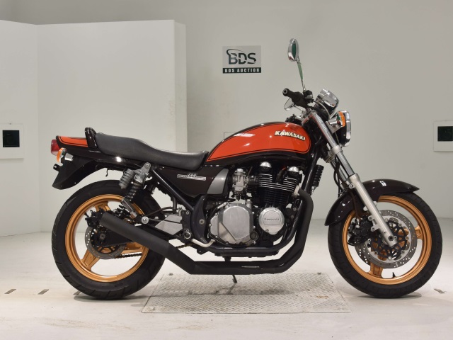 Kawasaki ZEPHYR750 2024