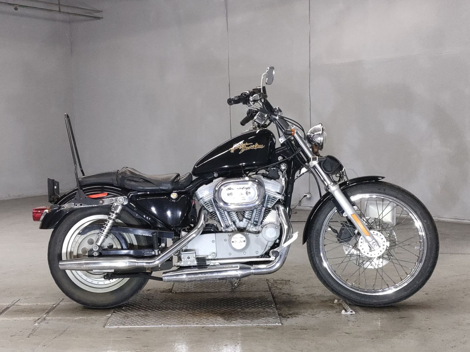 HD SPORTSTER CUSTOM XL883C 2002