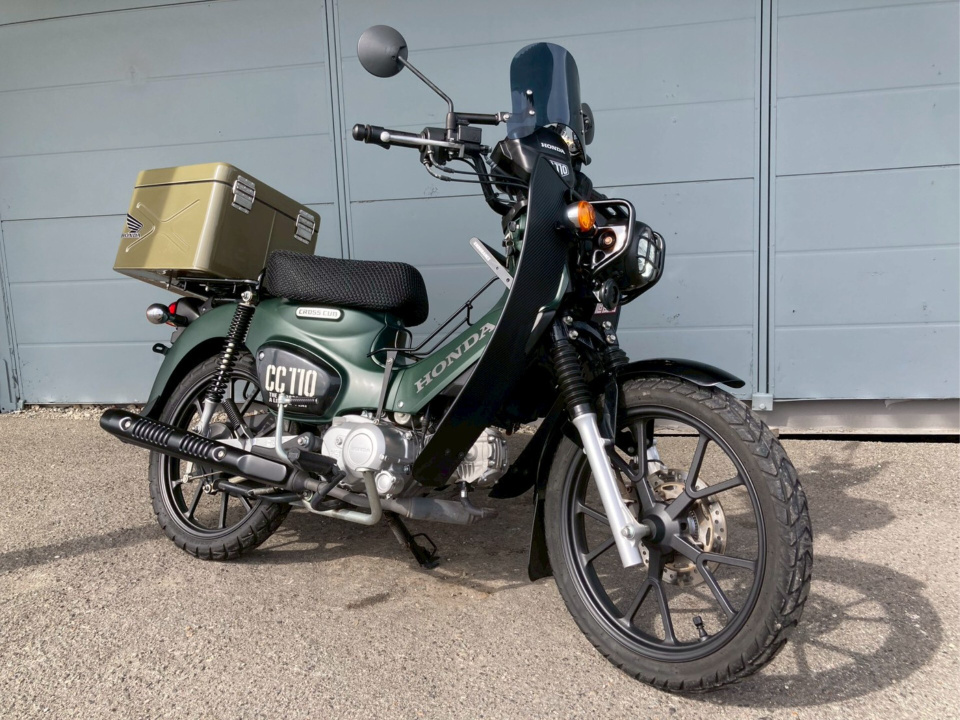 Honda CC110 CROSSCUB 2022
