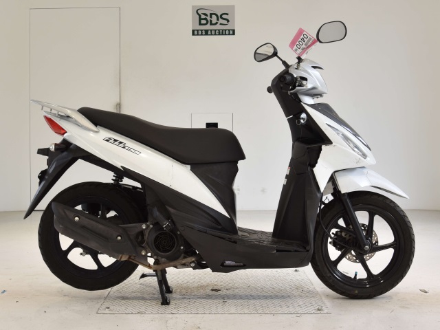 Suzuki ADDRESS V110