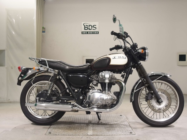 Kawasaki W400 2010