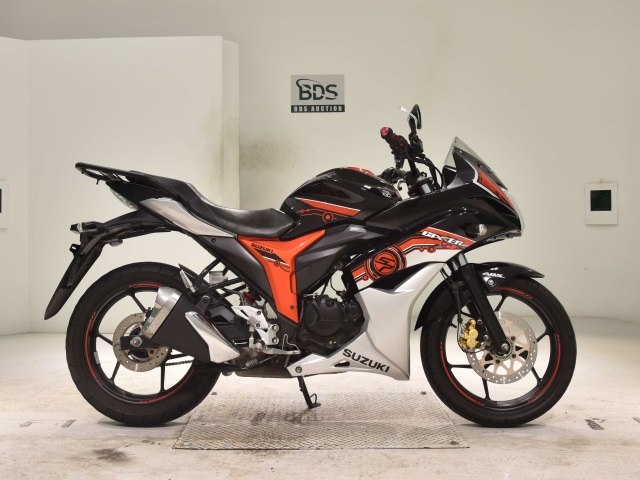 Suzuki GIXXER150SF 2017