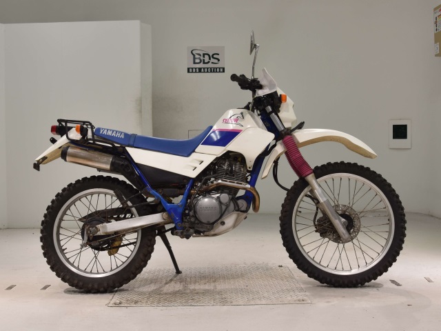 Yamaha SEROW XT225 1989