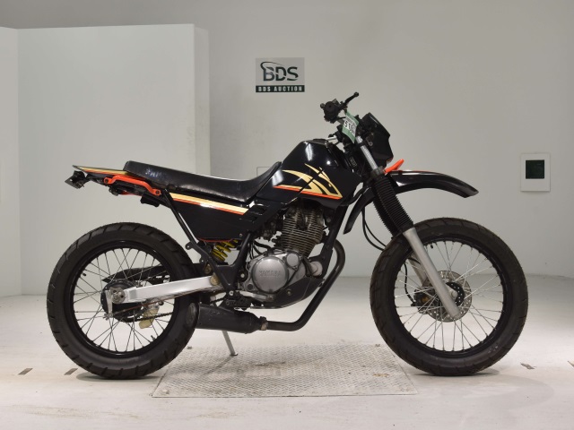 Yamaha SEROW XT225 1989
