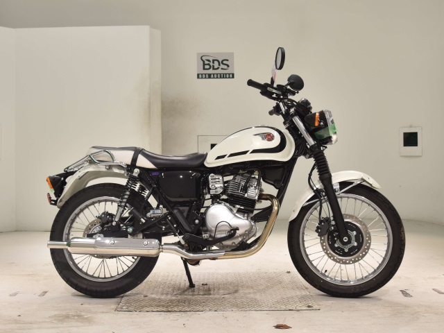 Kawasaki W230 2025