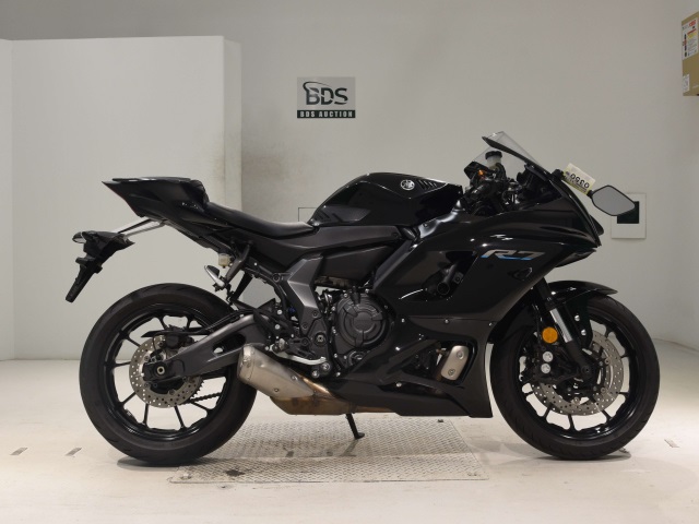 Yamaha YZF-R7 2022