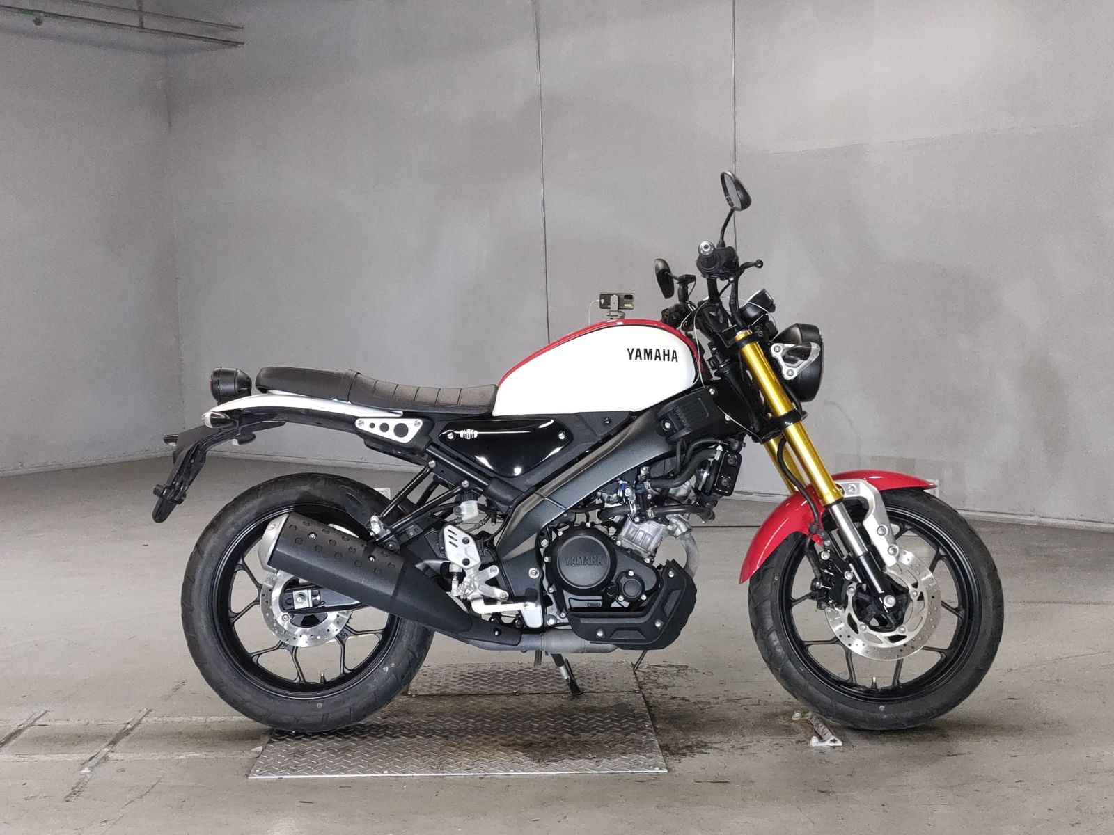 Yamaha XSR155 2001